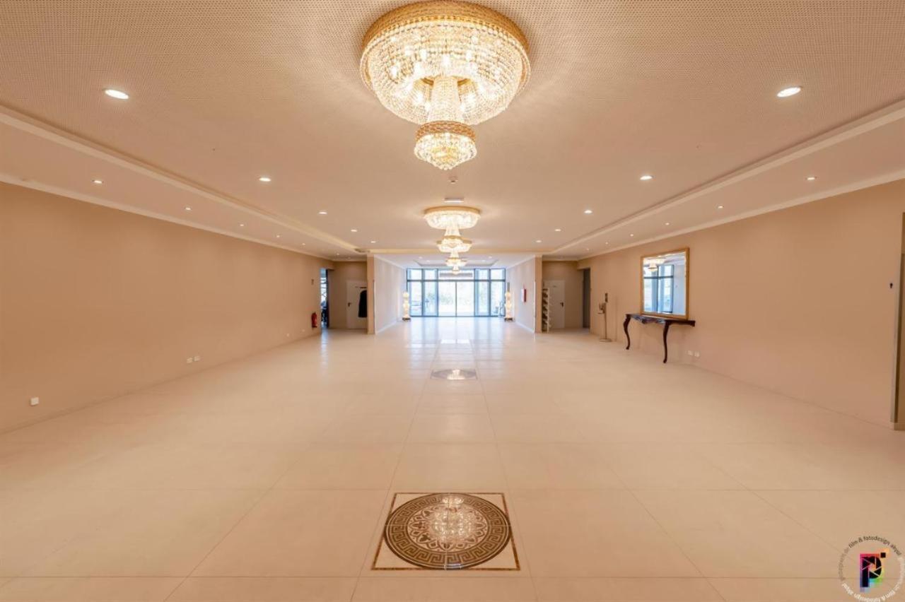 Mein Palace Hotel Okriftel Bagian luar foto